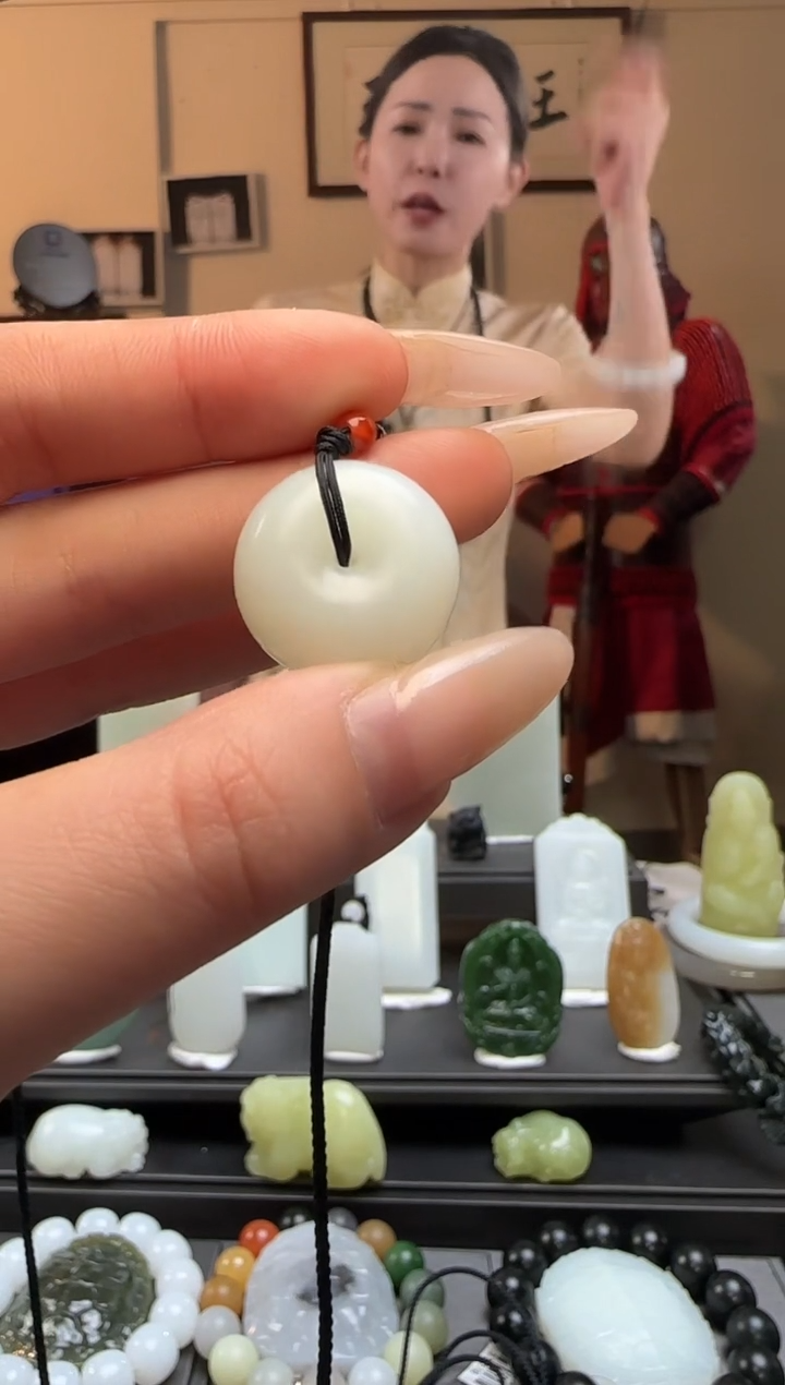 【闪购商品】和田玉平安扣未镶嵌吊坠