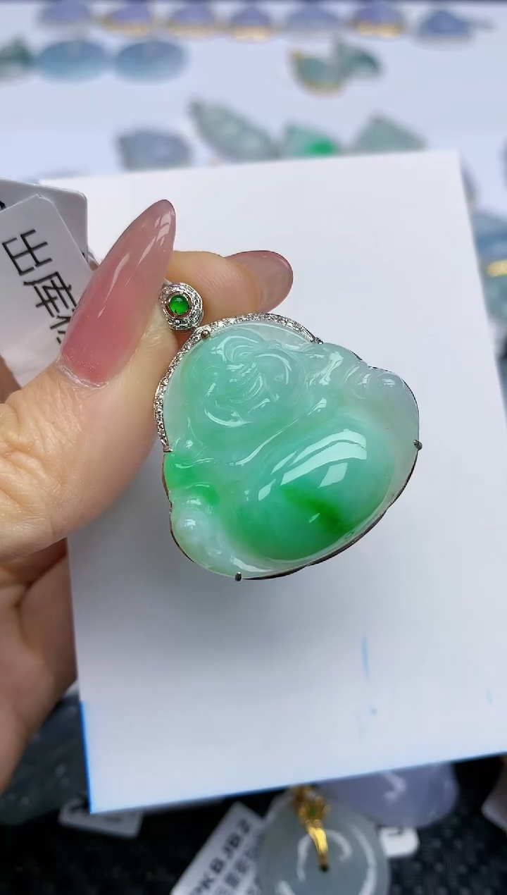 【闪购商品】翡翠挂件18K金镶嵌天然翡翠A货