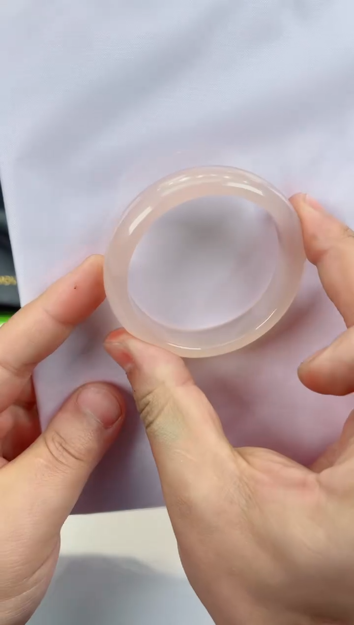 【闪购商品】石英质玉手镯未镶嵌534