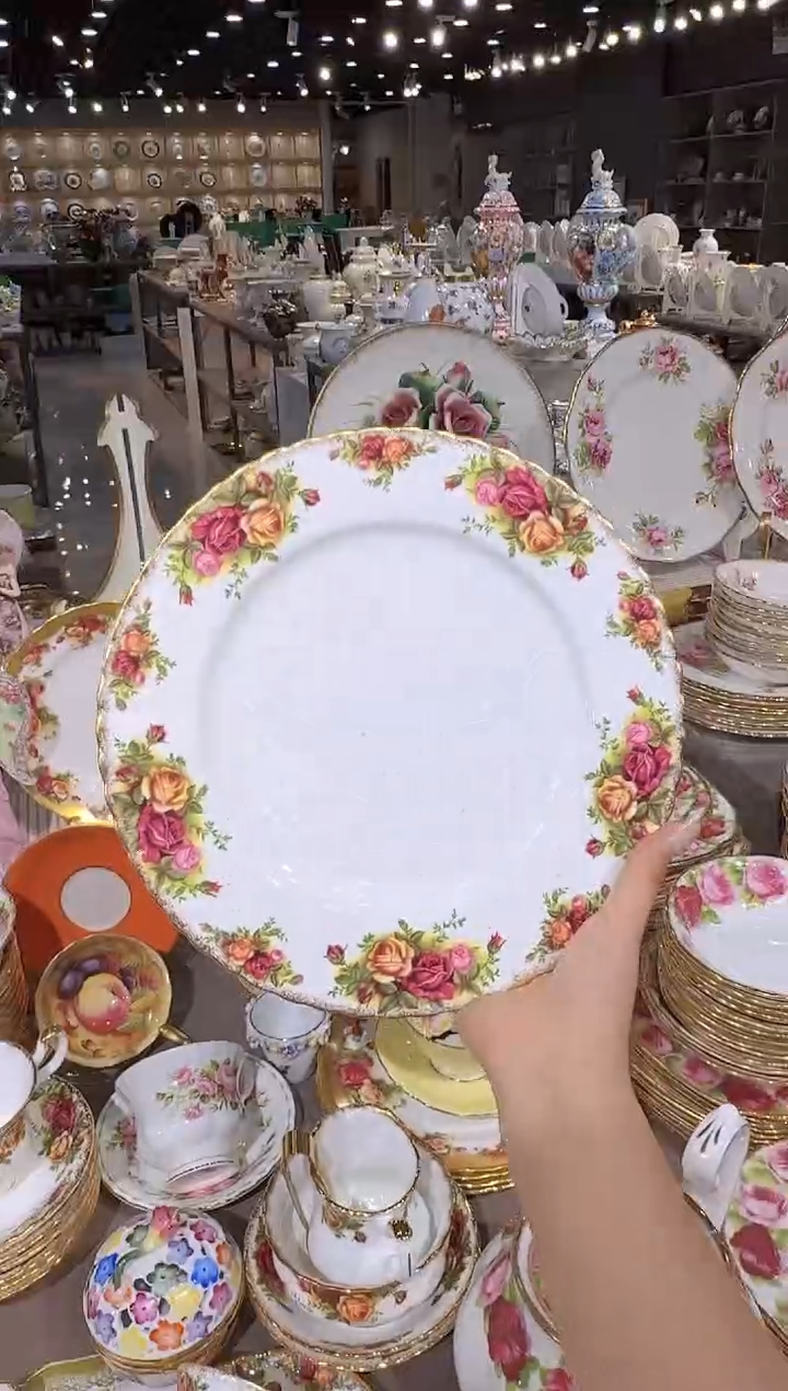 瓷娜娜中古瓷器如图所示89