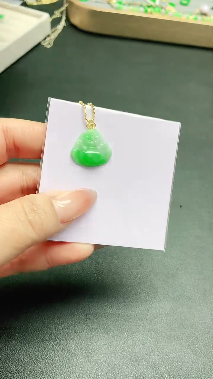 【闪购商品】翡翠颈饰18K金镶嵌礼盒 证书
