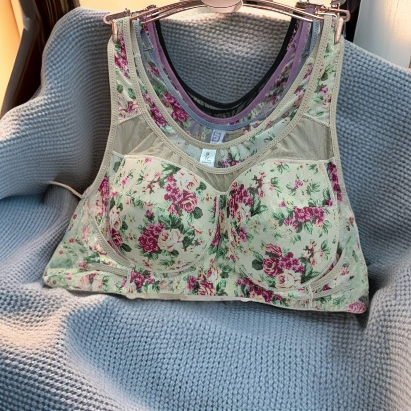 薄款四季通用薄垫背心式文胸单件随机颜色福利