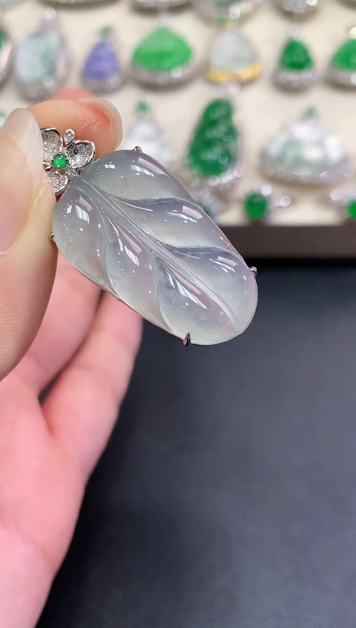 【闪购商品】翡翠颈饰18K金镶嵌B88   