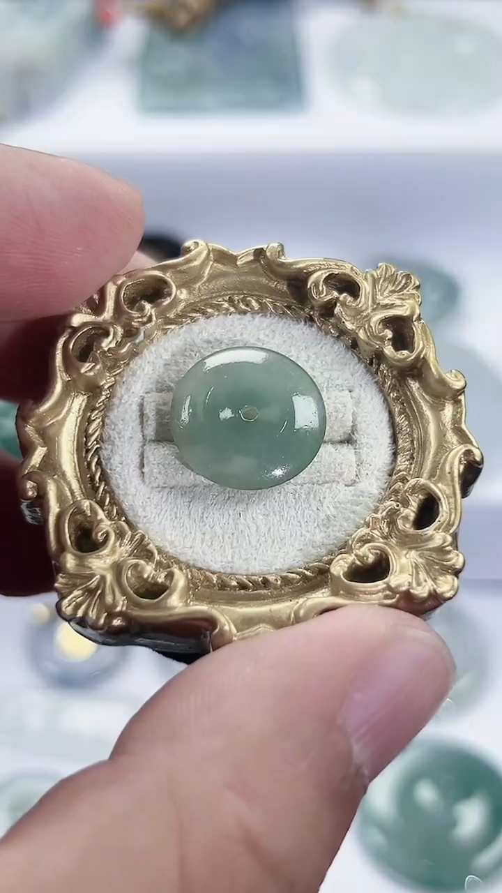 颈饰未镶嵌翡翠天然缅甸A货翡翠