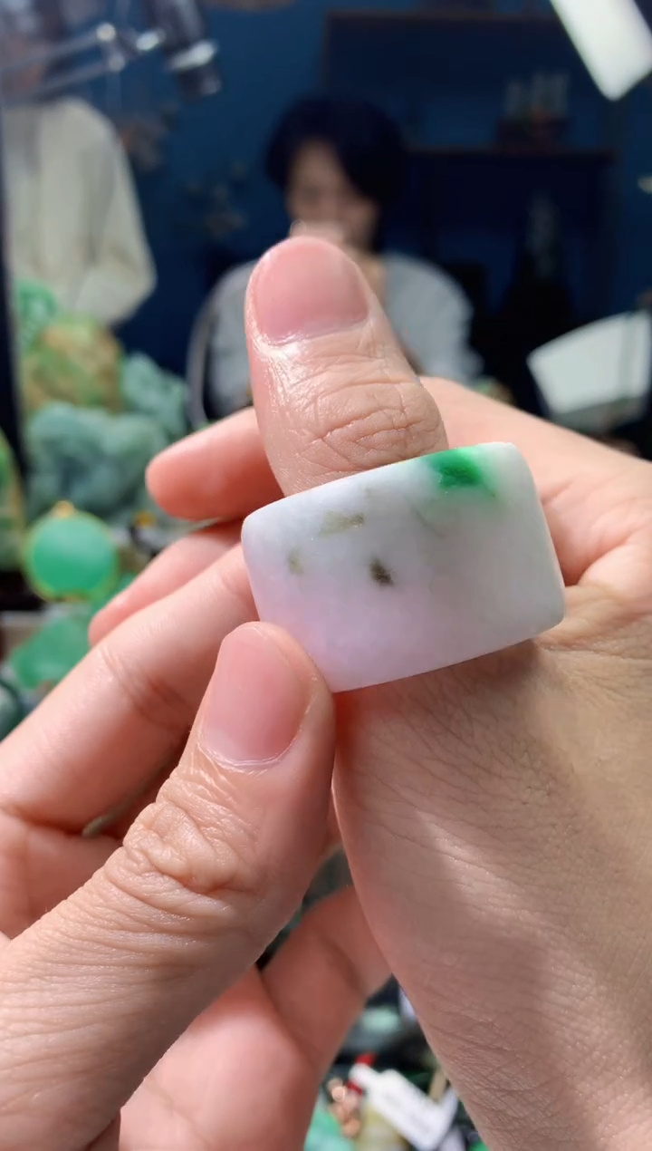 颈饰未镶嵌翡翠翡翠天然缅甸a货翡翠