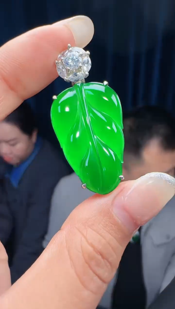 未镶嵌定制翡翠翡翠吊坠116