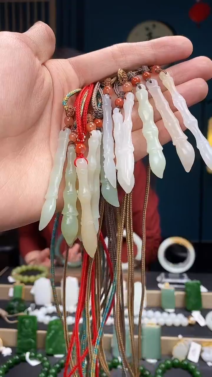 【闪购商品】和田玉吊坠未镶嵌吊坠