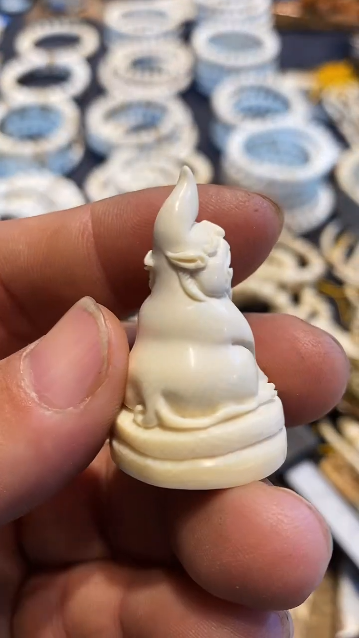 泥塑小把玩件摆件