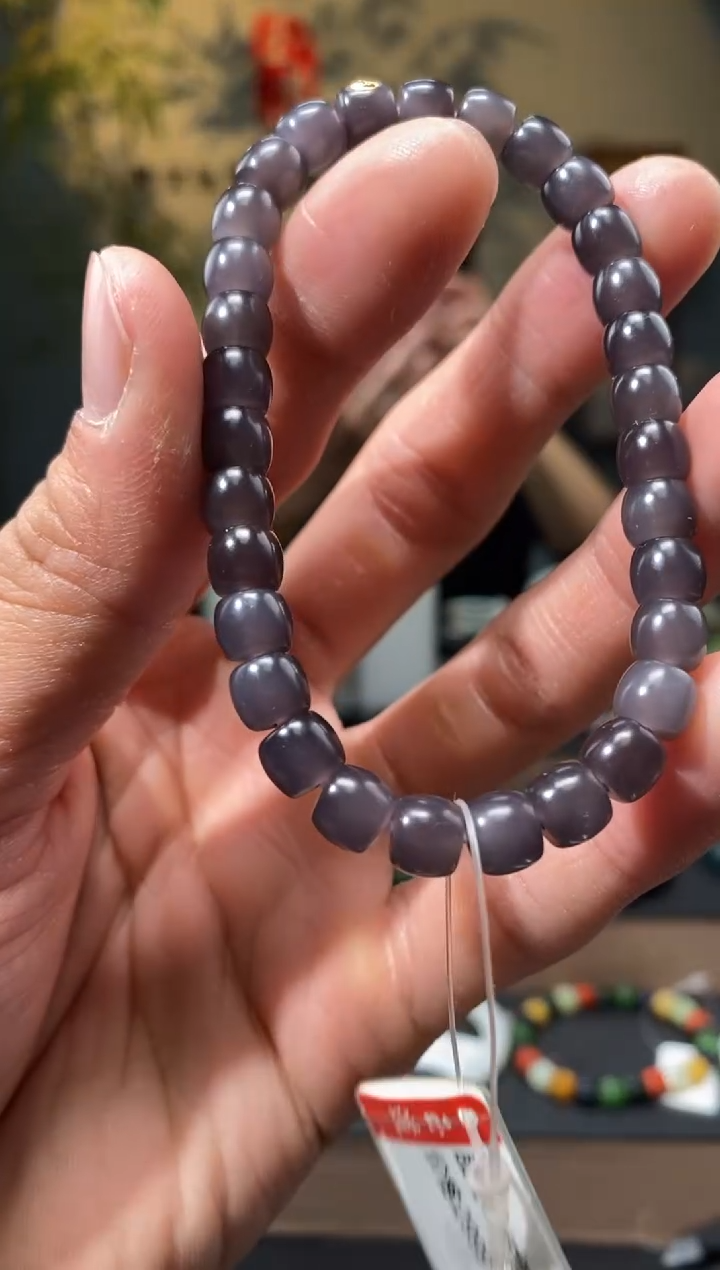 【闪购商品】和田玉-未镶嵌7mm烟紫极致弧手串