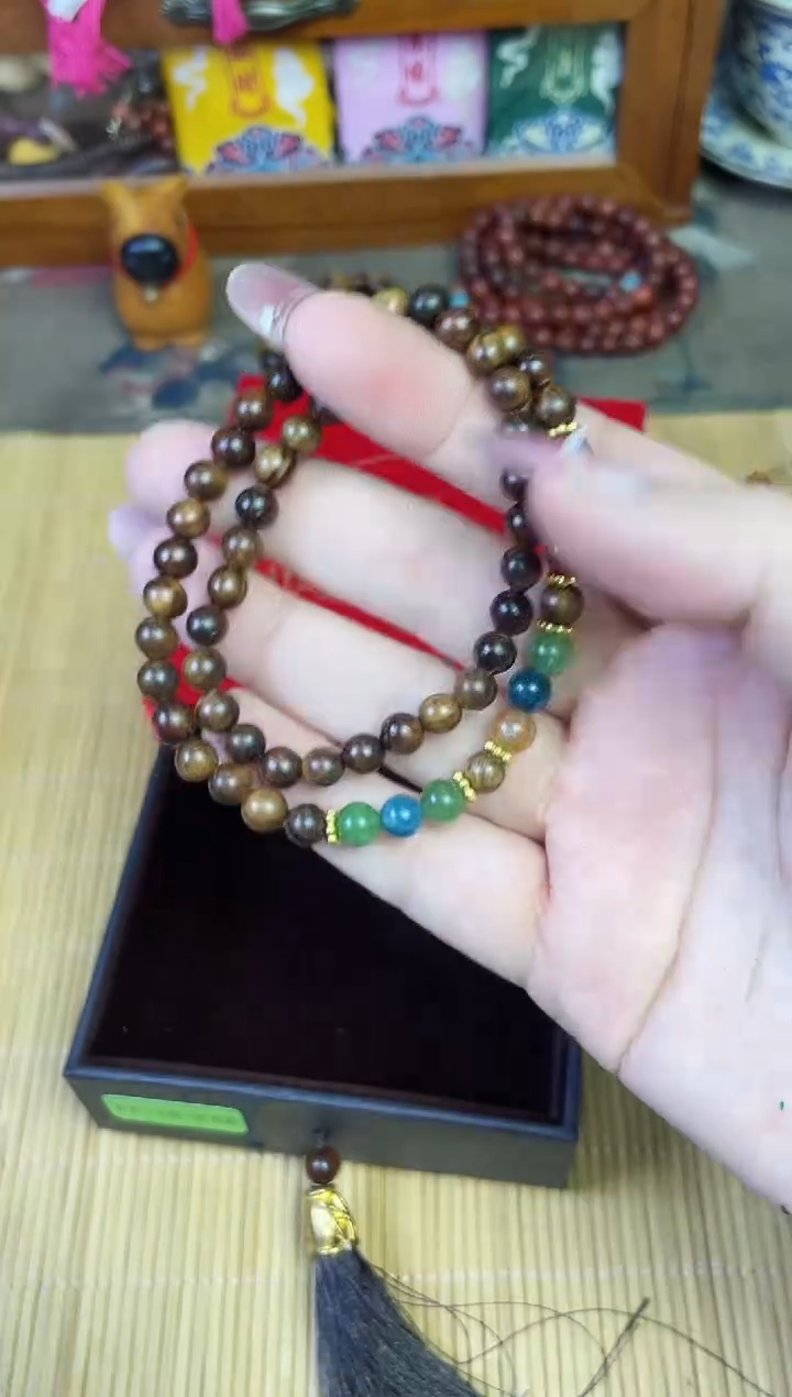 非洲檀香手串/手链菩提木质玉石手串/多发性其一/不带盒子