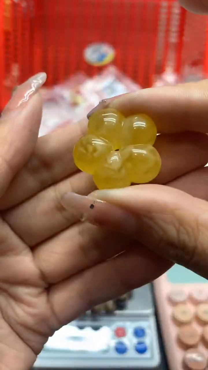 未镶嵌琥珀珠宝奇石1125