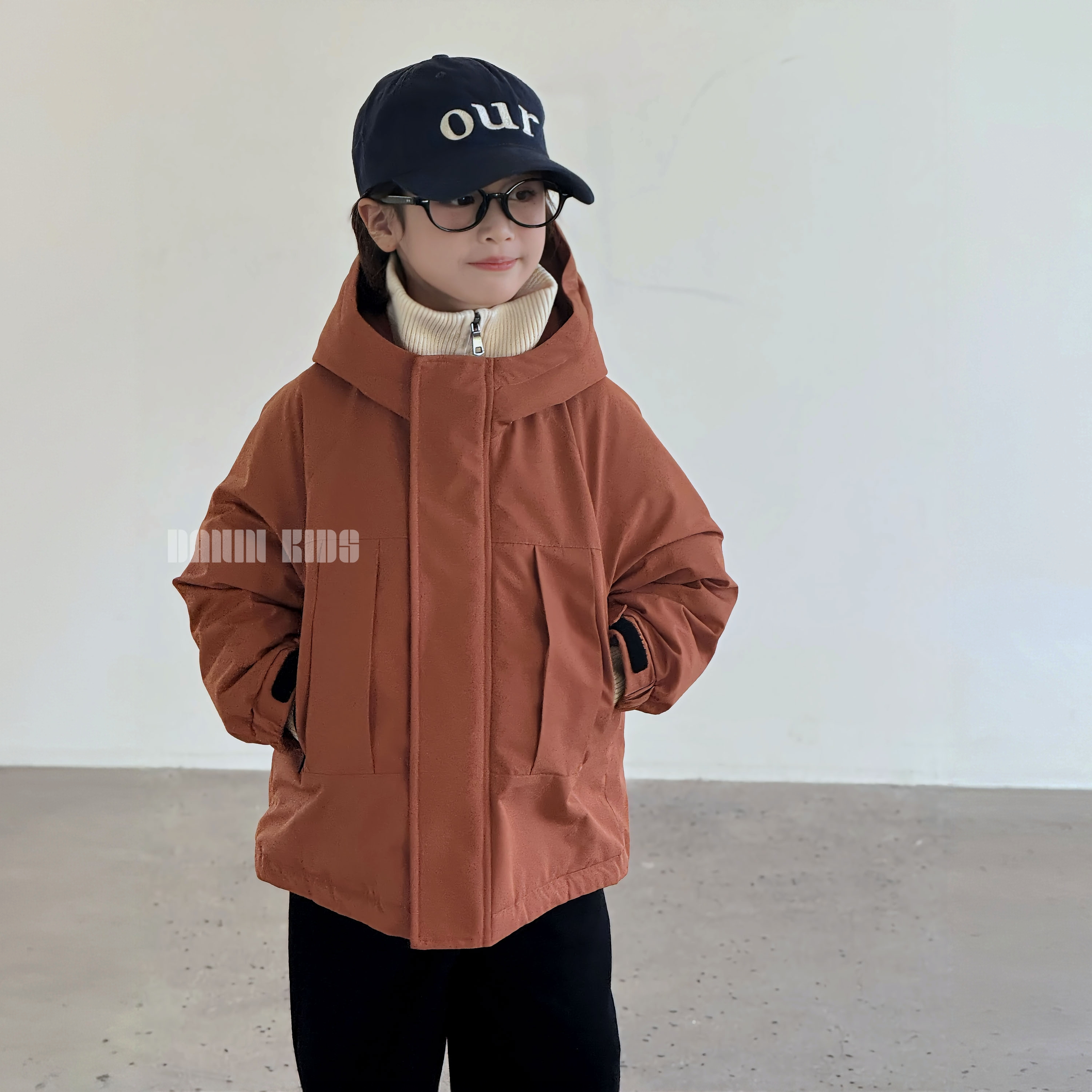 嗒囜【工装风潮｜飒甜出行】连帽不可拆儿童冬装工装派克羽绒服外套