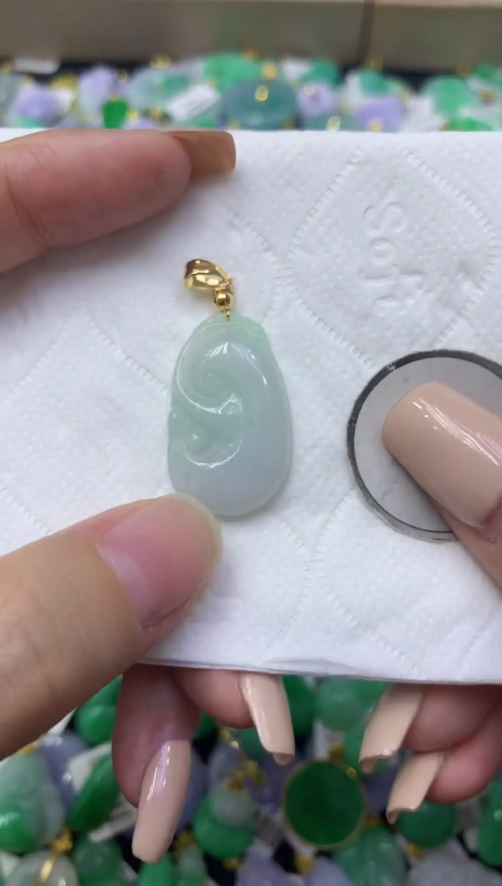 颈饰未镶嵌翡翠天然缅甸翡翠A货