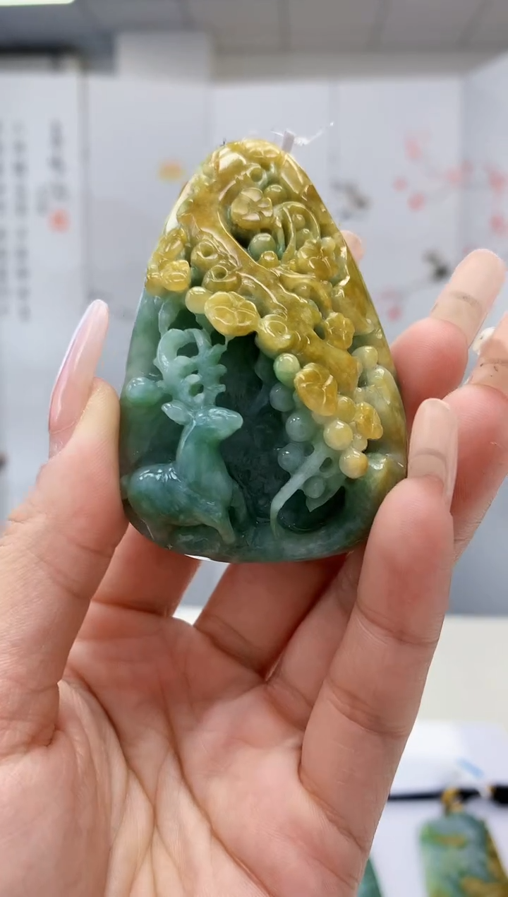 【闪购商品】定制翡翠未镶嵌1502lr-毛货挂件34