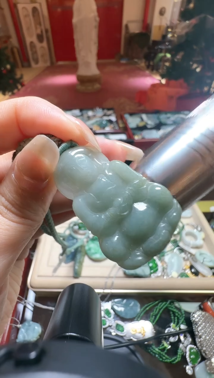 【闪购商品】翡翠吊坠(不含链)未镶嵌翡翠