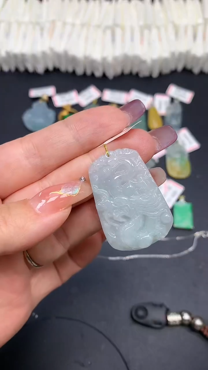 翡翠未镶嵌吊坠(不含链)MS189332