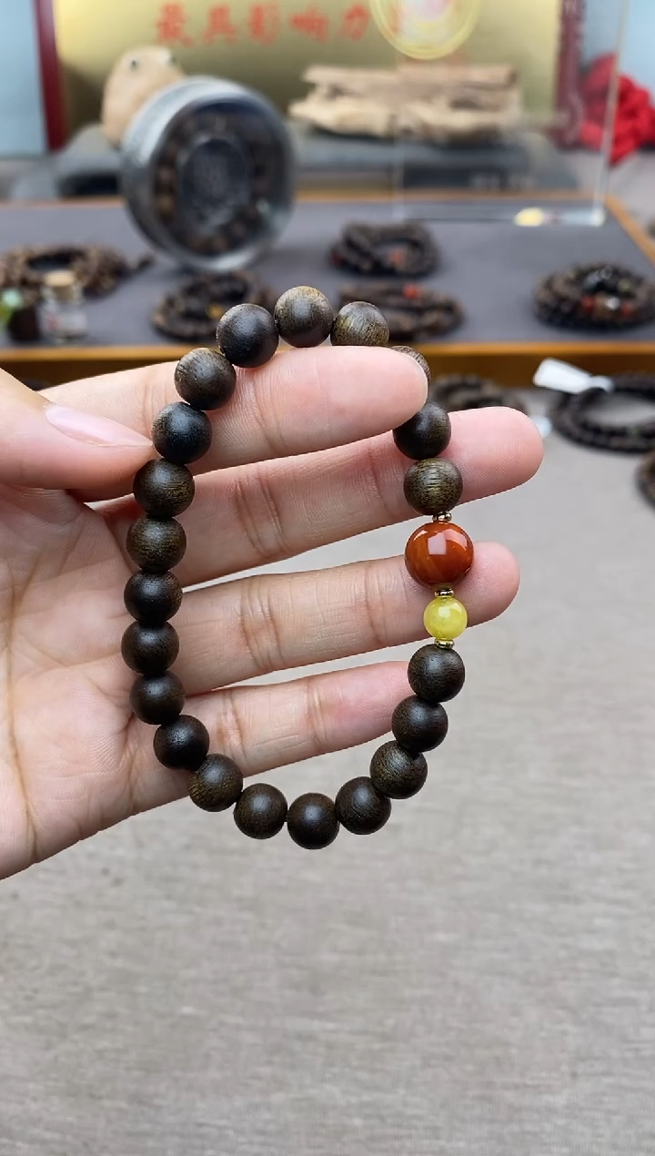 【闪购商品】沉香手串越南顺化玉化紫棋楠08 沉水单圈+配饰