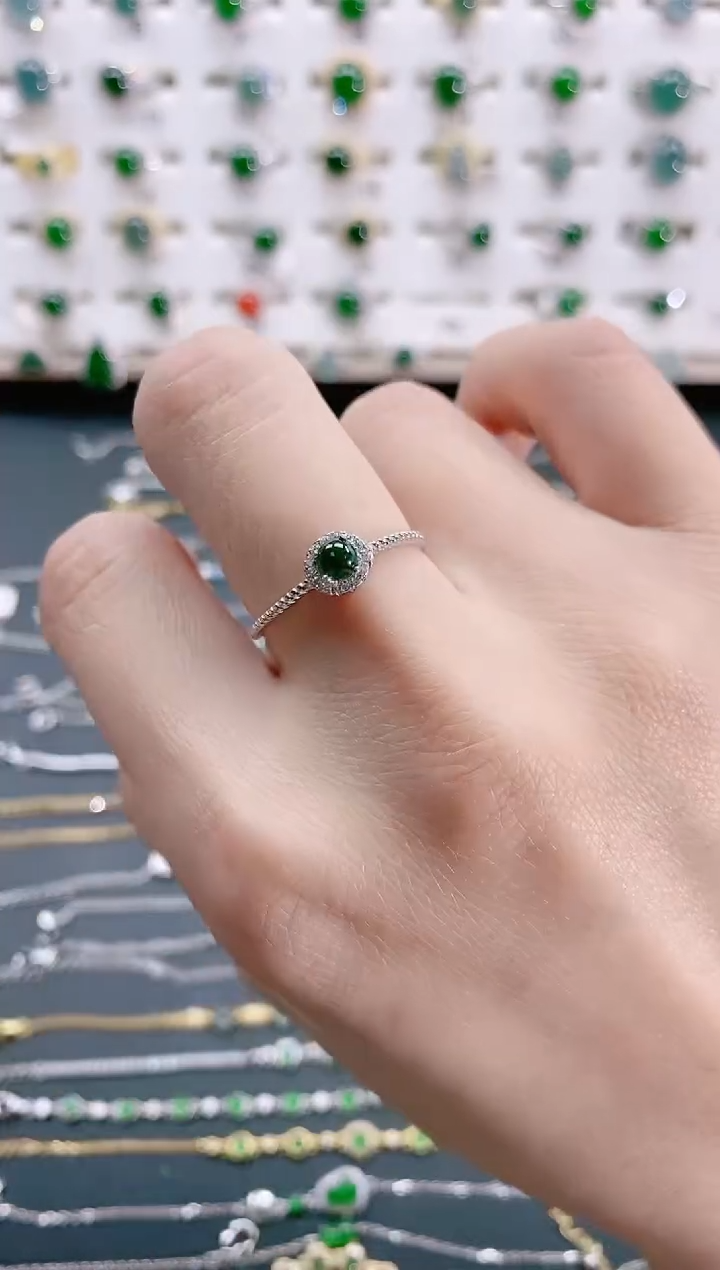 【闪购商品】翡翠戒指银S925镶嵌天然翡翠