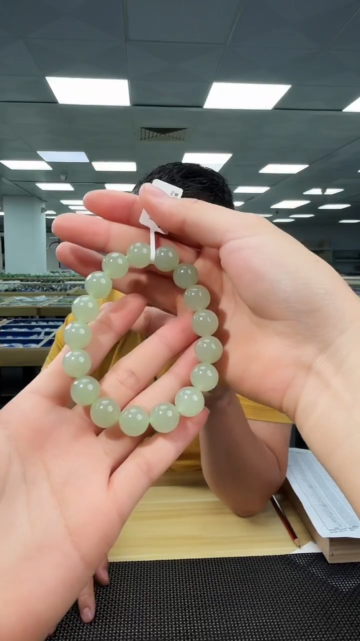 颈饰未镶嵌和田玉白玉手串 多样性发一