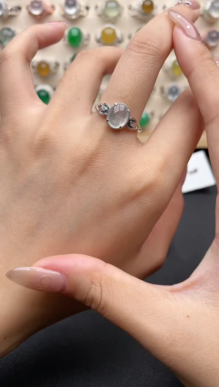 【闪购商品】翡翠戒指银S925镶嵌一物一证一礼盒