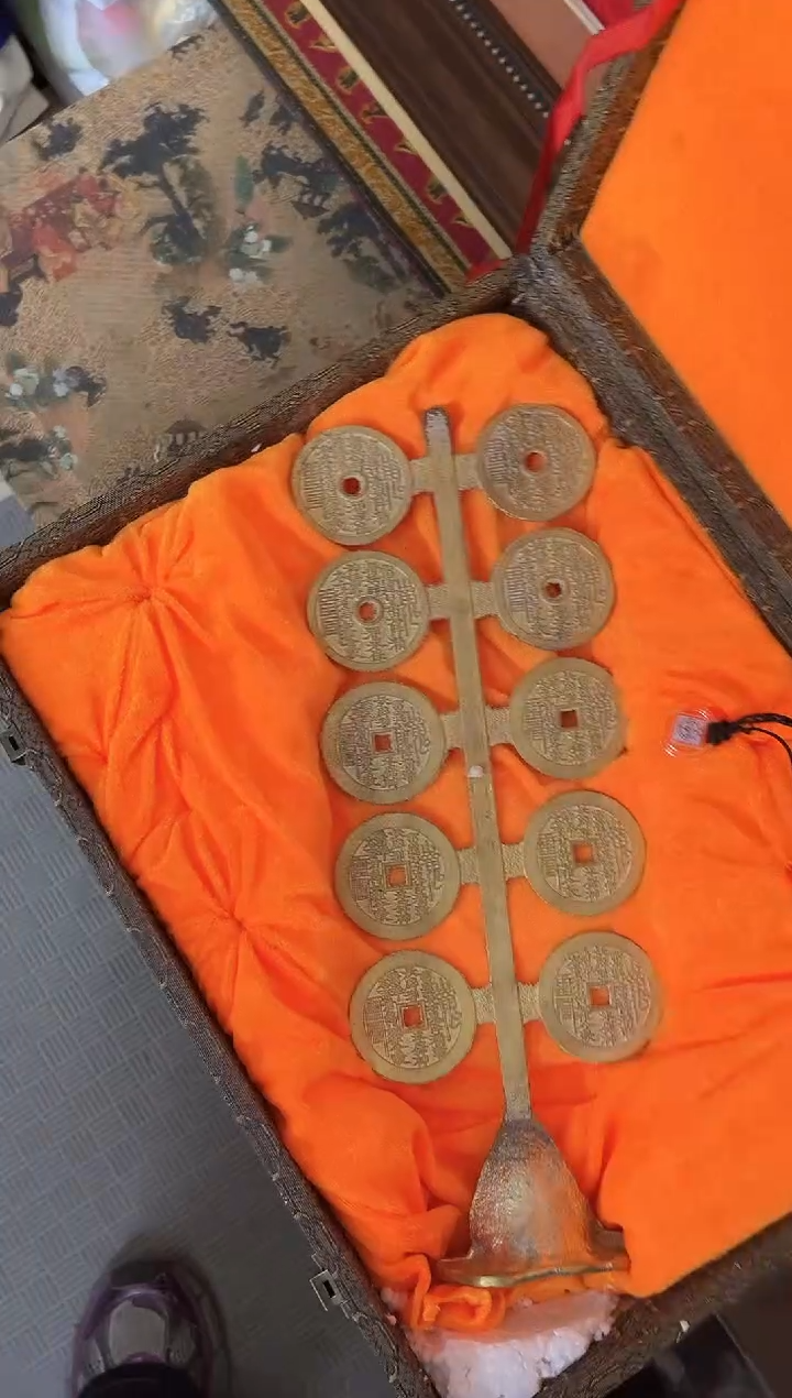 【闪购商品】铜铜当代民俗花钱 山鬼铃铛树