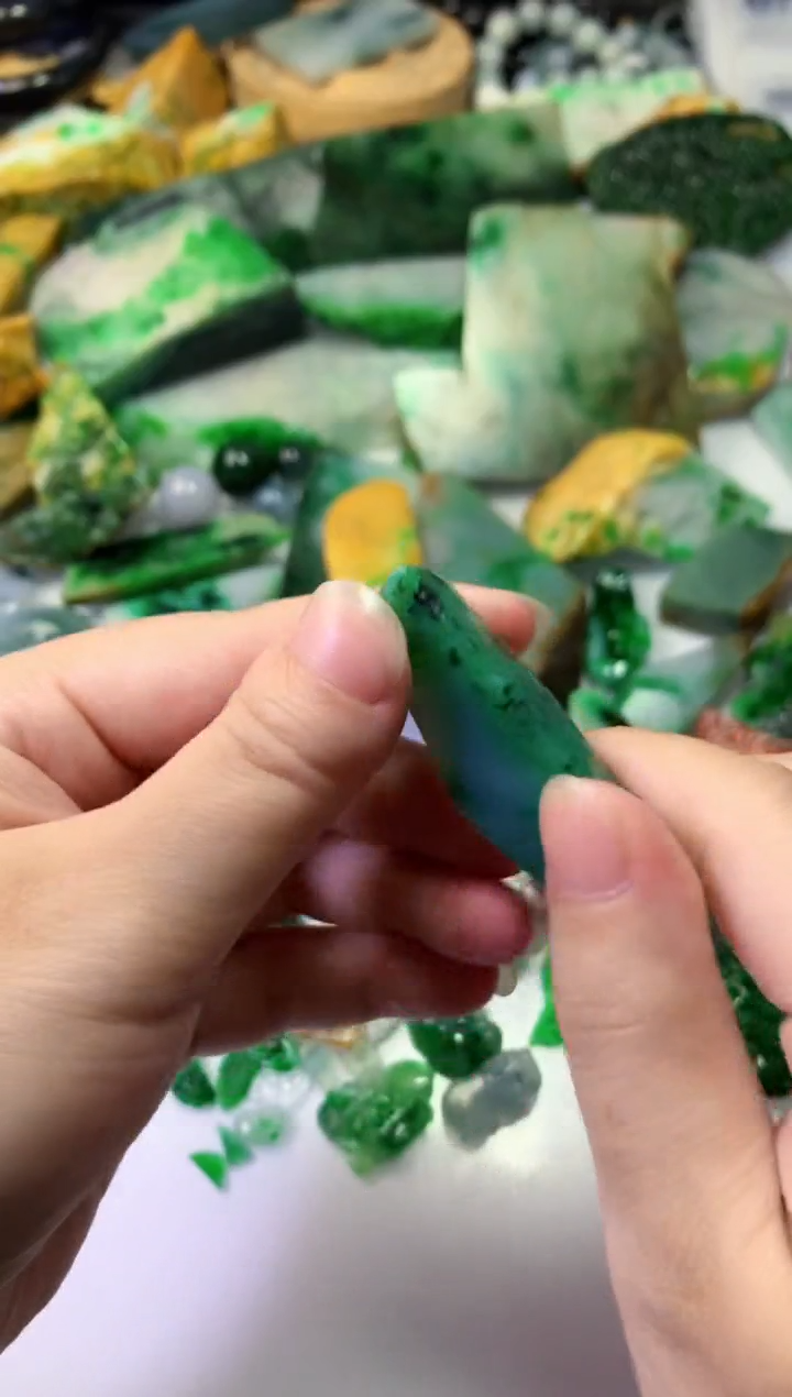 颈饰未镶嵌翡翠明**涯003天然翡翠