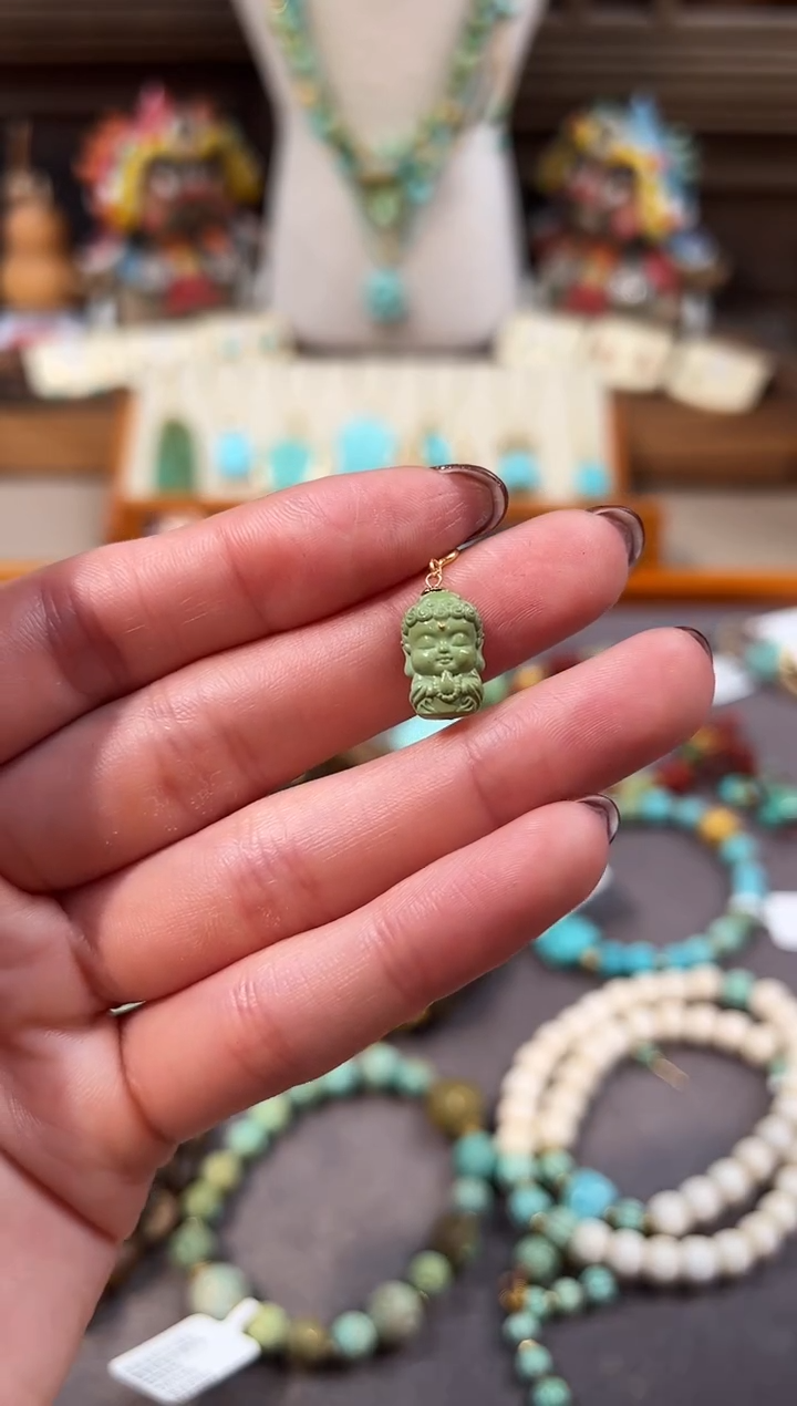 18K金镶嵌绿松石提溜宝宝佛