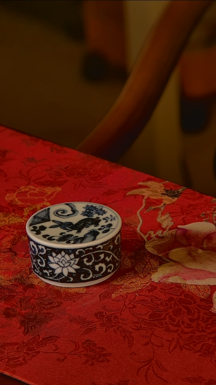 杯手工手绘杯杯很美丽