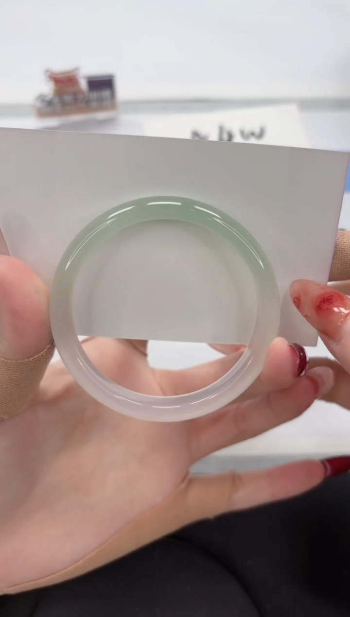 【闪购商品】石英质玉手镯未镶嵌A276-54.8