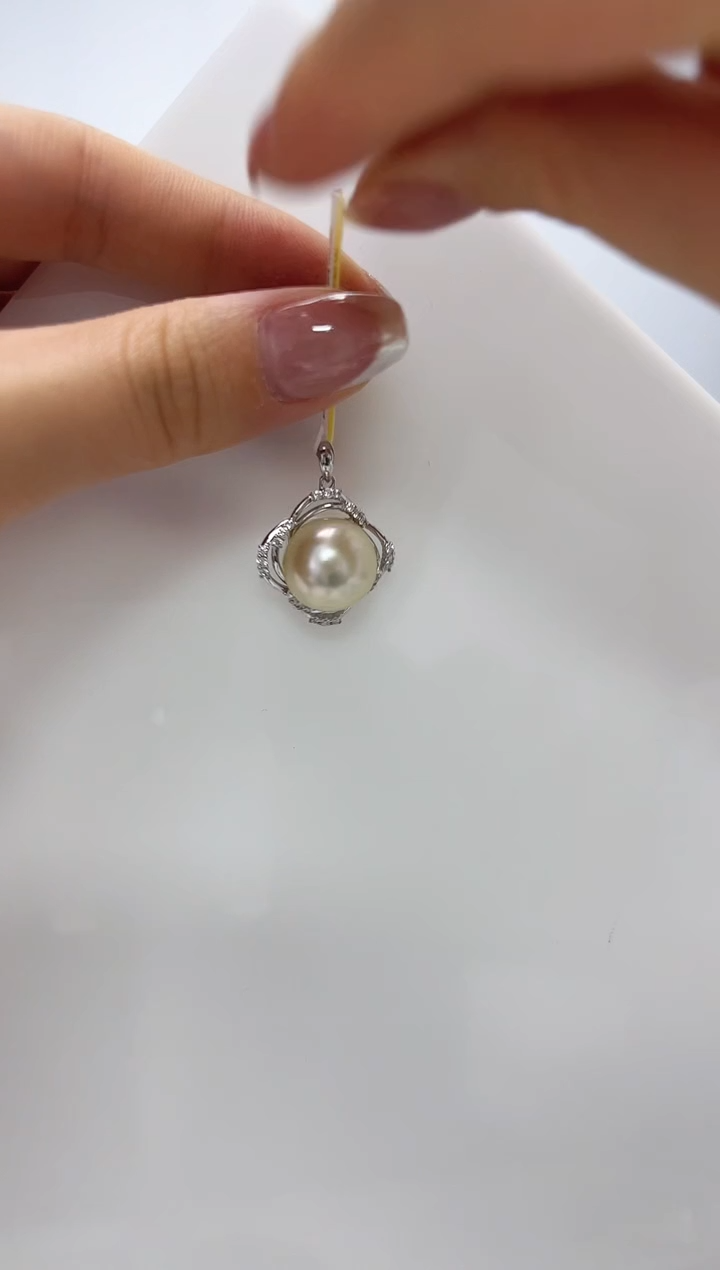 【闪购商品】海水珍珠DA银S925镶嵌吊坠 V3292