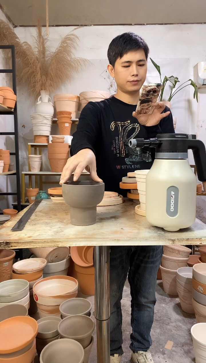 13*12黑陶火锅  没有底孔  1盆无托