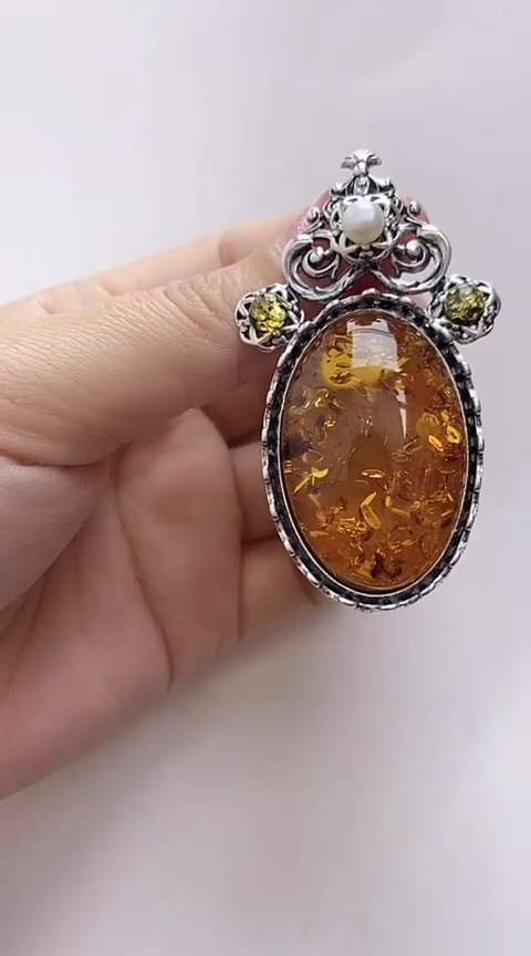 【闪购商品】琥珀裸石银S925镶嵌花珀吊坠