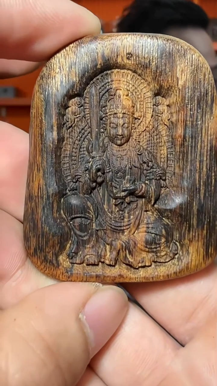 沉香吊坠a133号双面雕生肖兔多样性发一