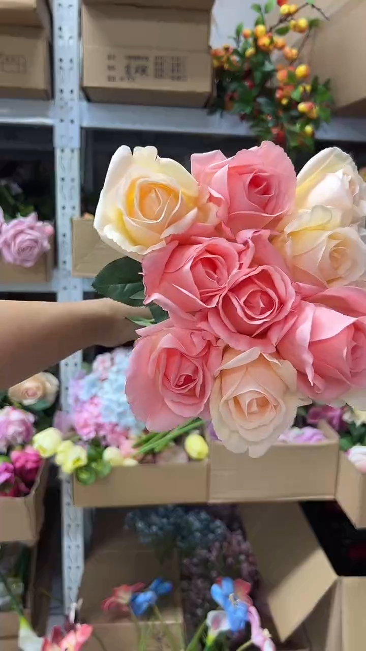 5枝粉色5枝香槟色手感保湿贝拉玫