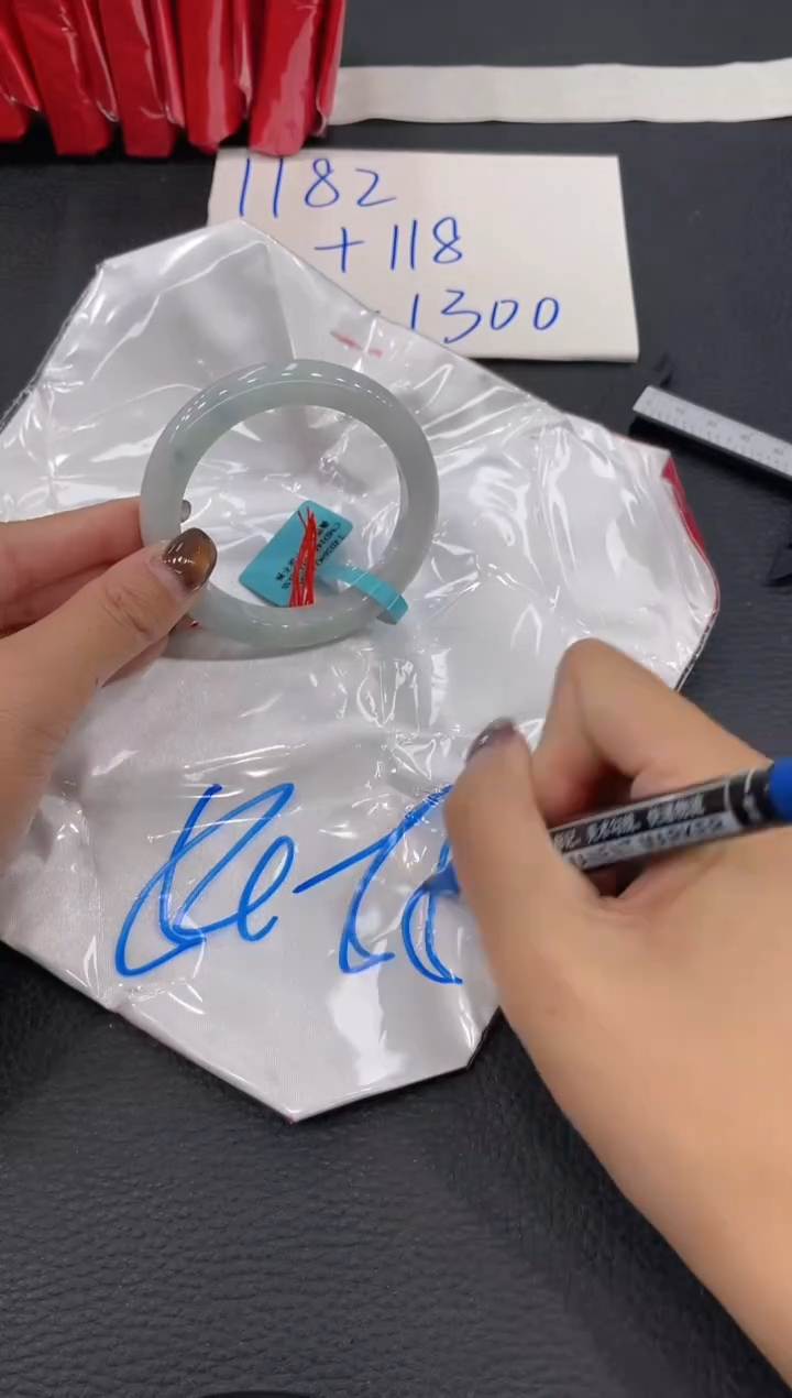 【闪购商品】翡翠手镯未镶嵌手镯