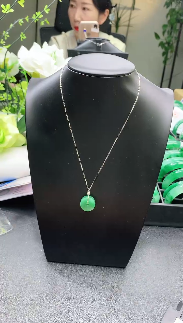 【闪购商品】石英质玉项链银S925镶嵌项链