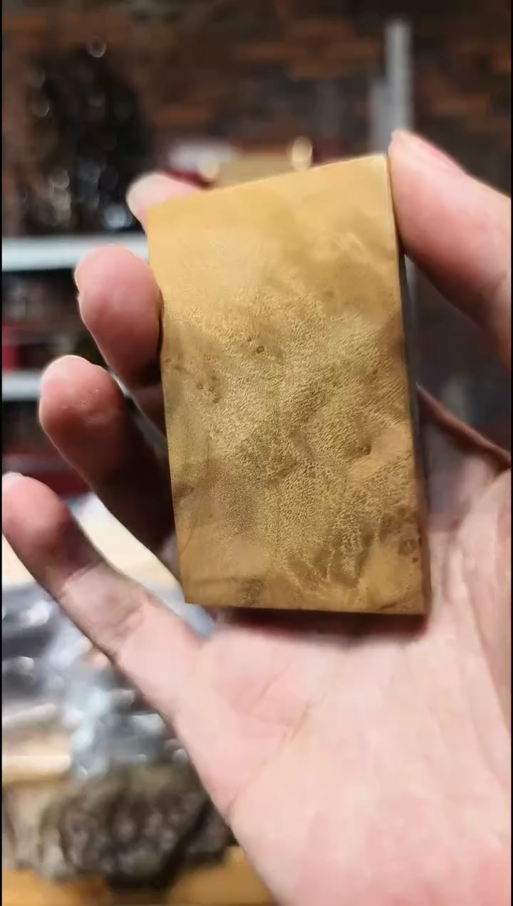 金丝楠无事牌手把件