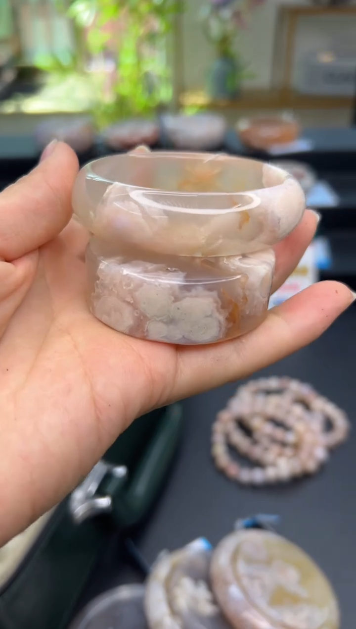 【闪购商品】石英质玉手镯未镶嵌A1324(53圈赠送镯心)