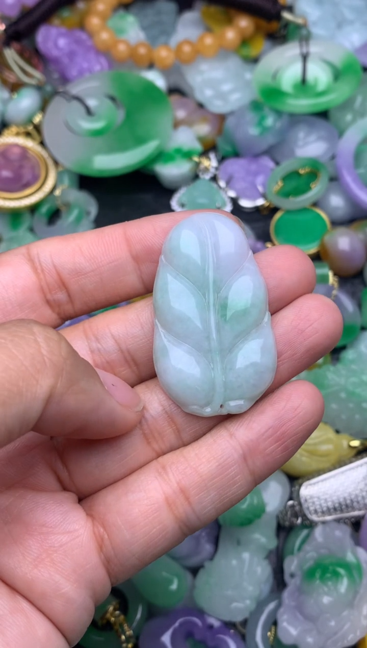 颈饰未镶嵌翡翠缅甸翡翠吊坠