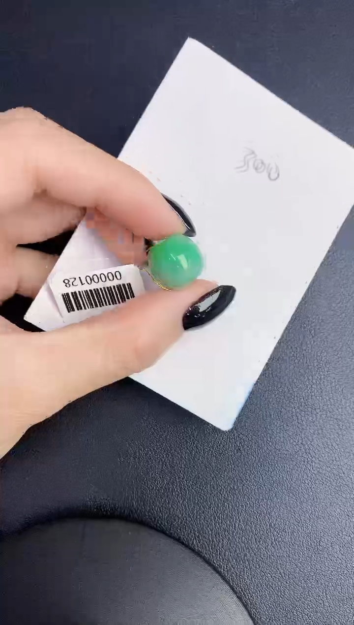 【闪购商品】翡翠颈饰未镶嵌0000000000