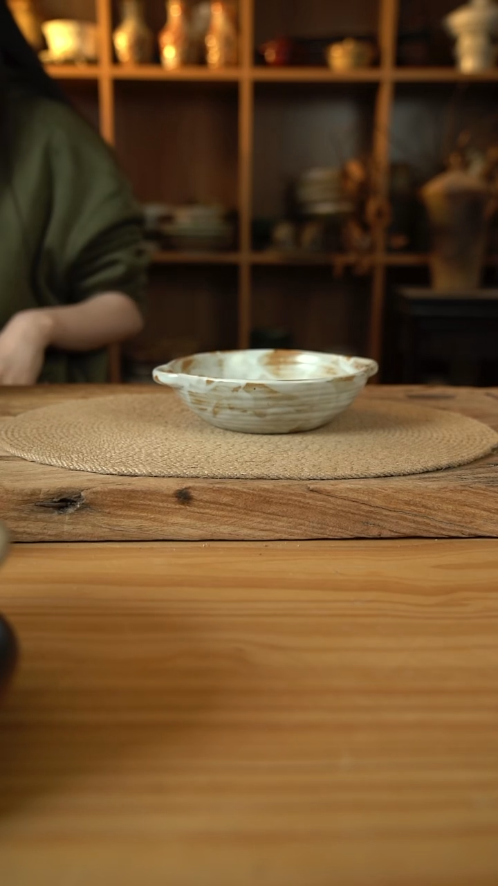 福利粉影系列的7英寸双耳盘1个