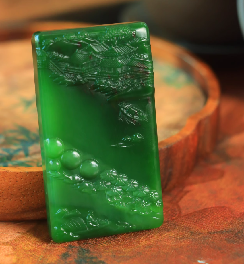 天然新疆和田玉俄罗斯老坑碧玉山水牌吊坠挂件