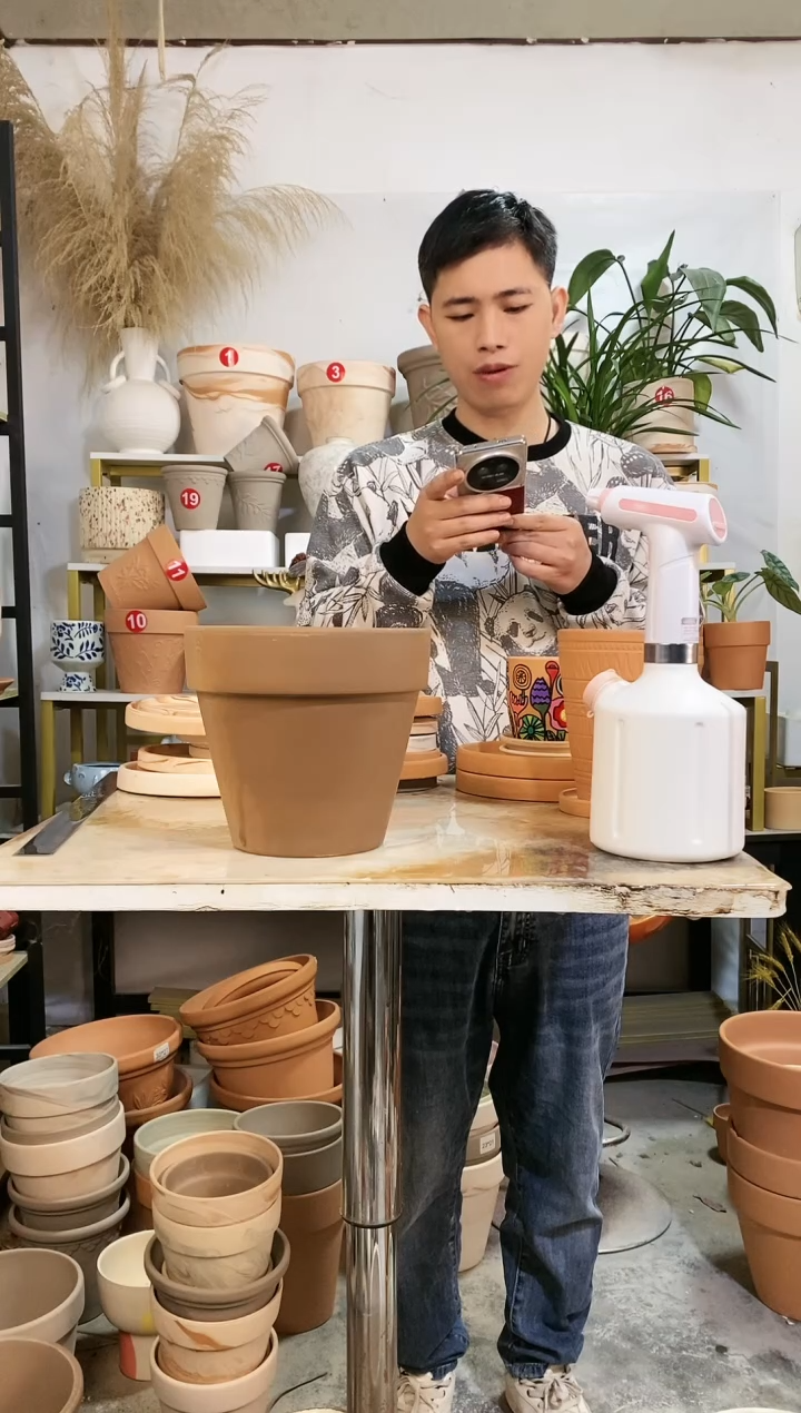 【闪购商品】红陶瑕疵无售后20*18咖啡 1盆无托