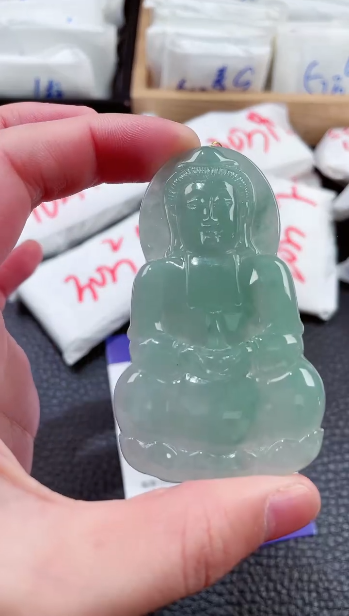 【闪购商品】翡翠颈饰未镶嵌00002969