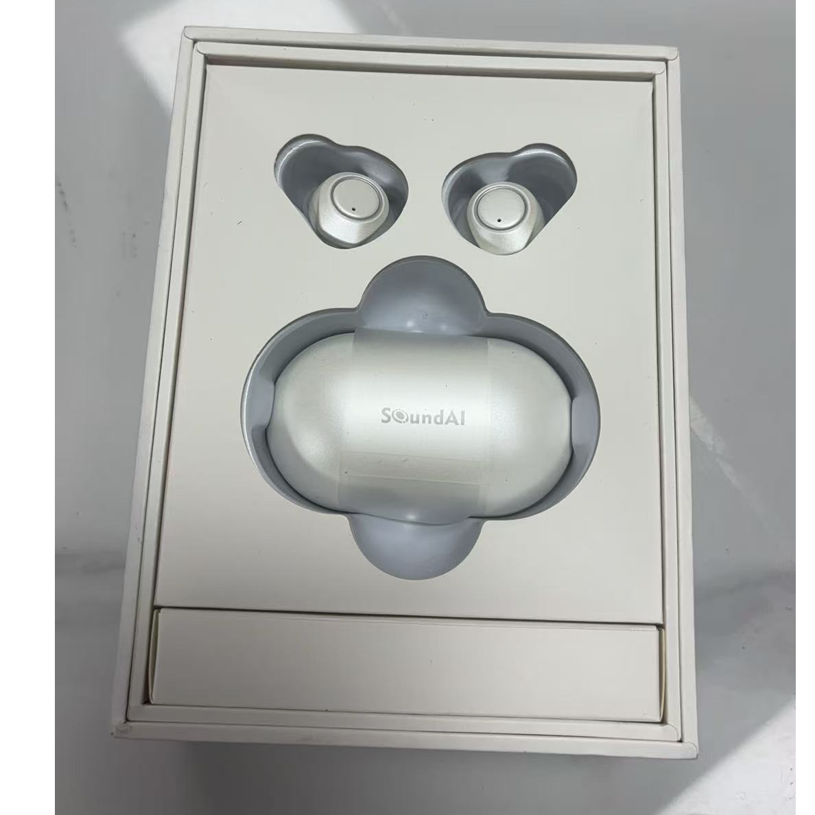 9新  9新 《133白色》库存浮力，无需备注编码，不包好坏无测试