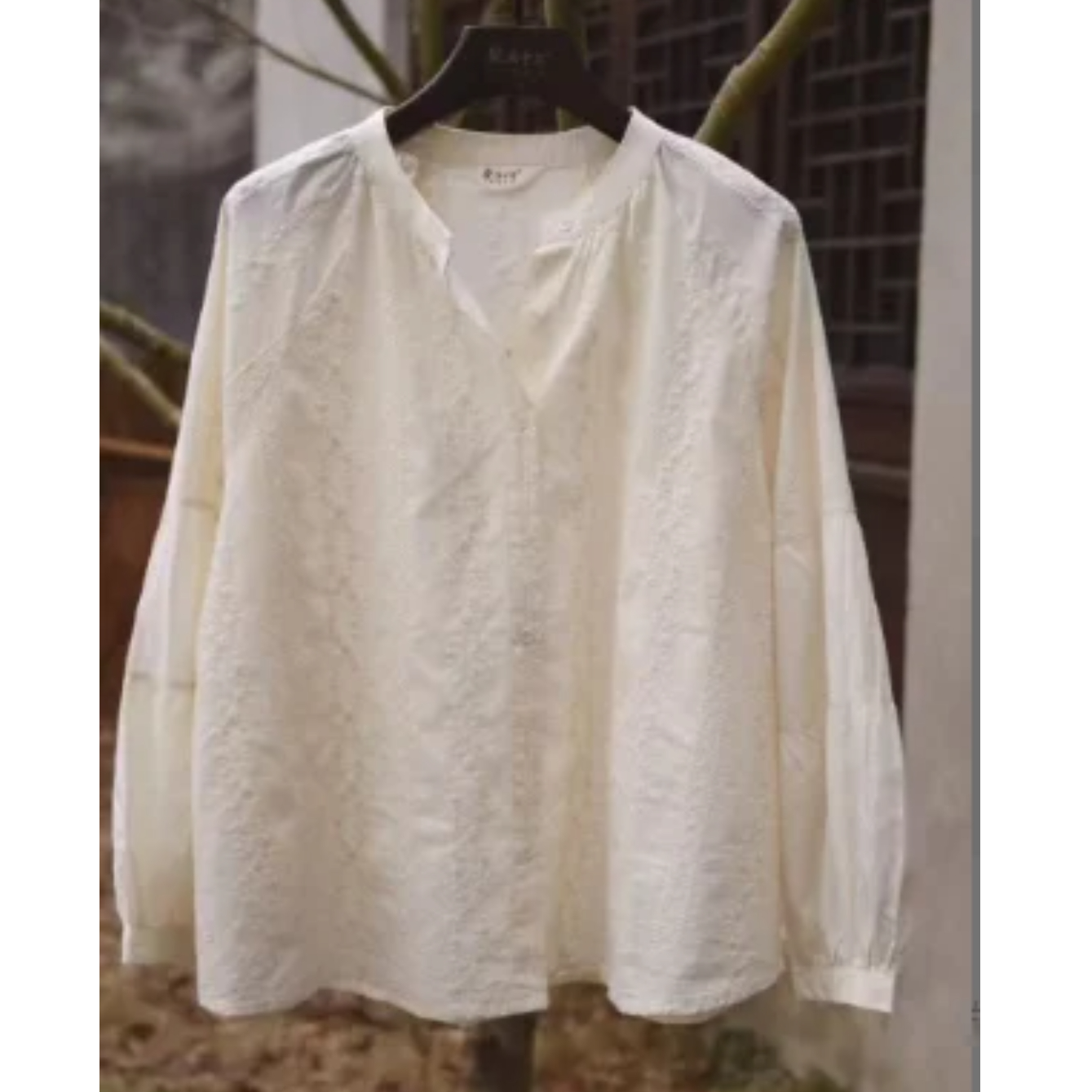 桑在云间  文艺刺绣上衣