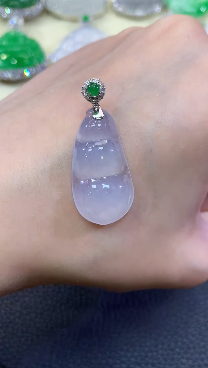 翡翠18K金镶嵌吊坠(不含链)夏日珠宝A29