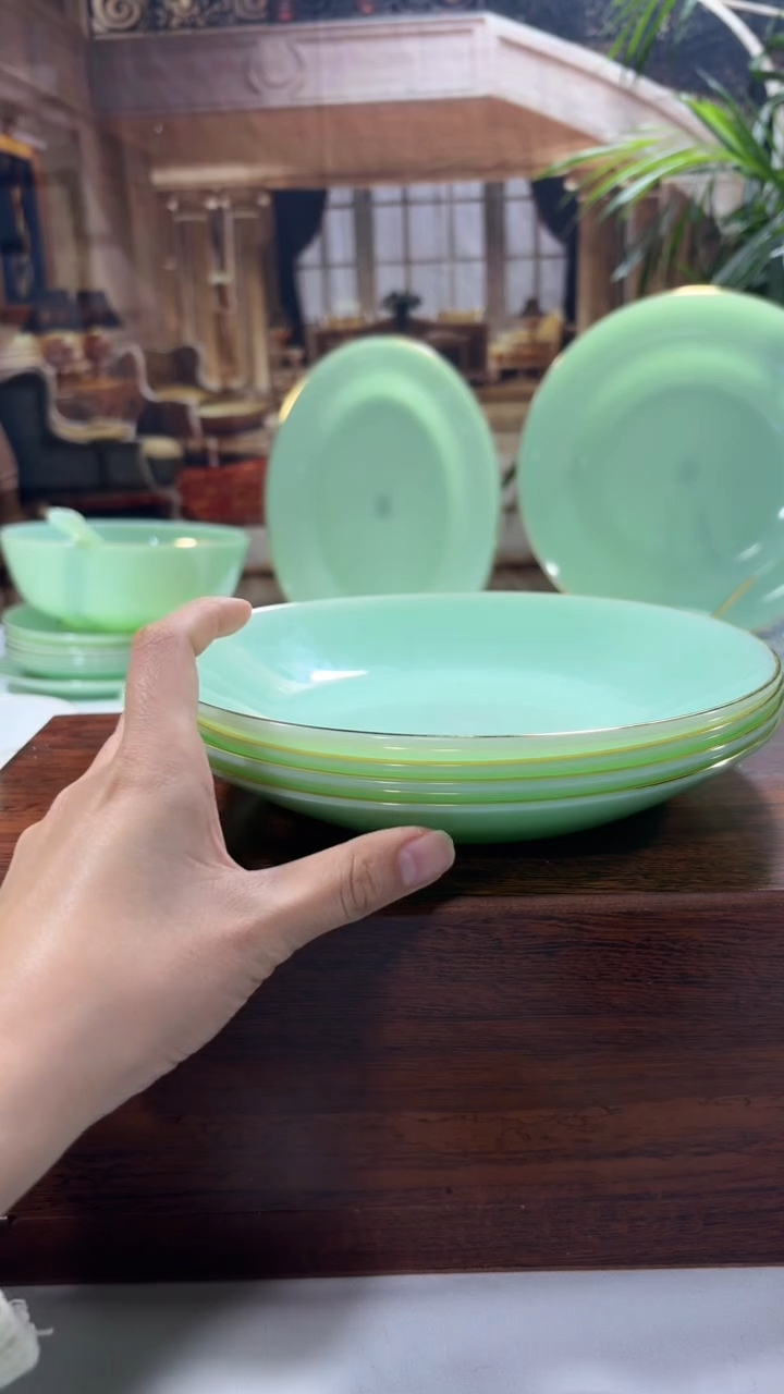 【闪购商品】... 8英寸深盘4个  玉瓷【贝美】