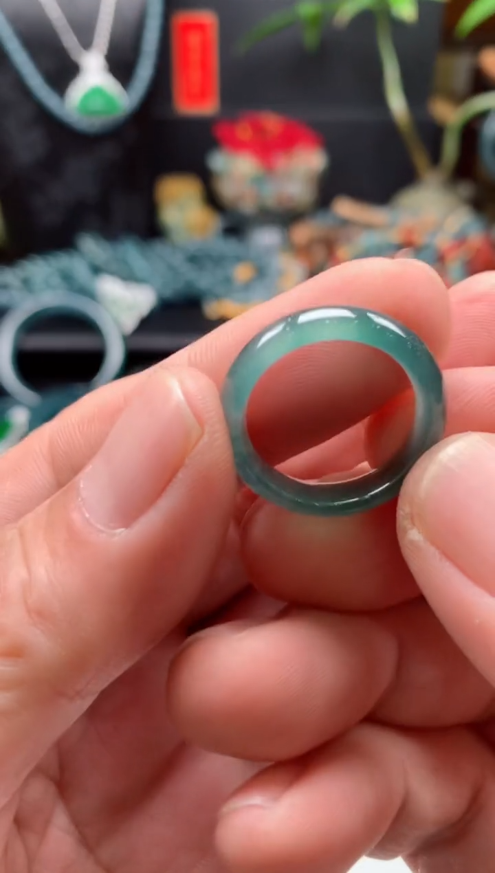 【闪购商品】翡翠颈饰未镶嵌0095423863