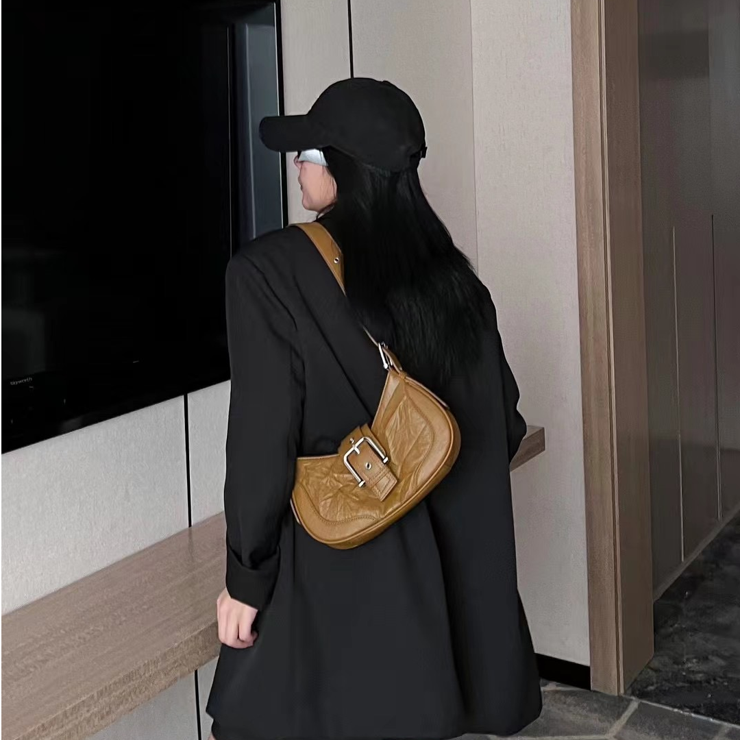 2025新款包包女单肩斜挎包编